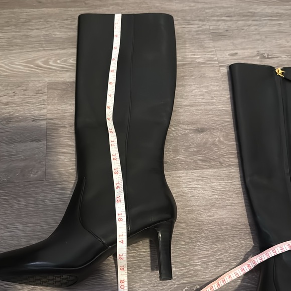 Lauren Ralph Lauren Caelynn Boot in Black Leather - Picture 12 of 16